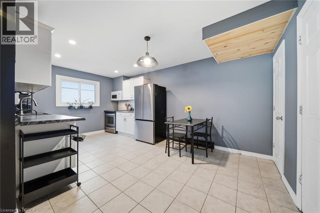 63 Metcalfe Crescent Unit# C, Brantford, Ontario N3R 2L7 - Photo 10 - 40860824