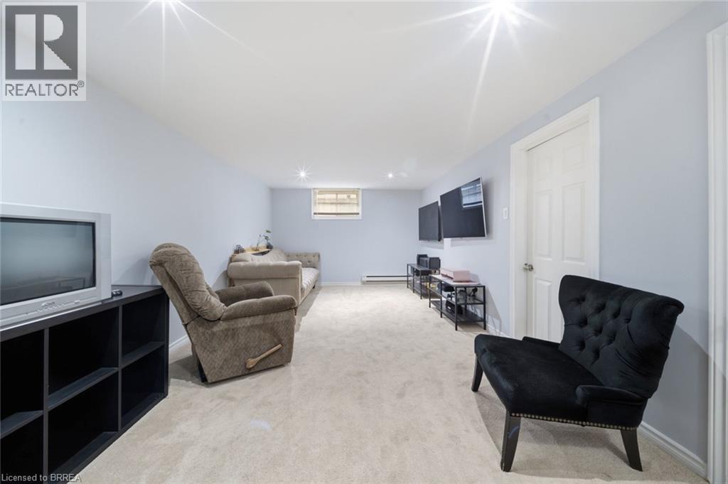 63 Metcalfe Crescent Unit# C, Brantford, Ontario N3R 2L7 - Photo 23 - 40860824