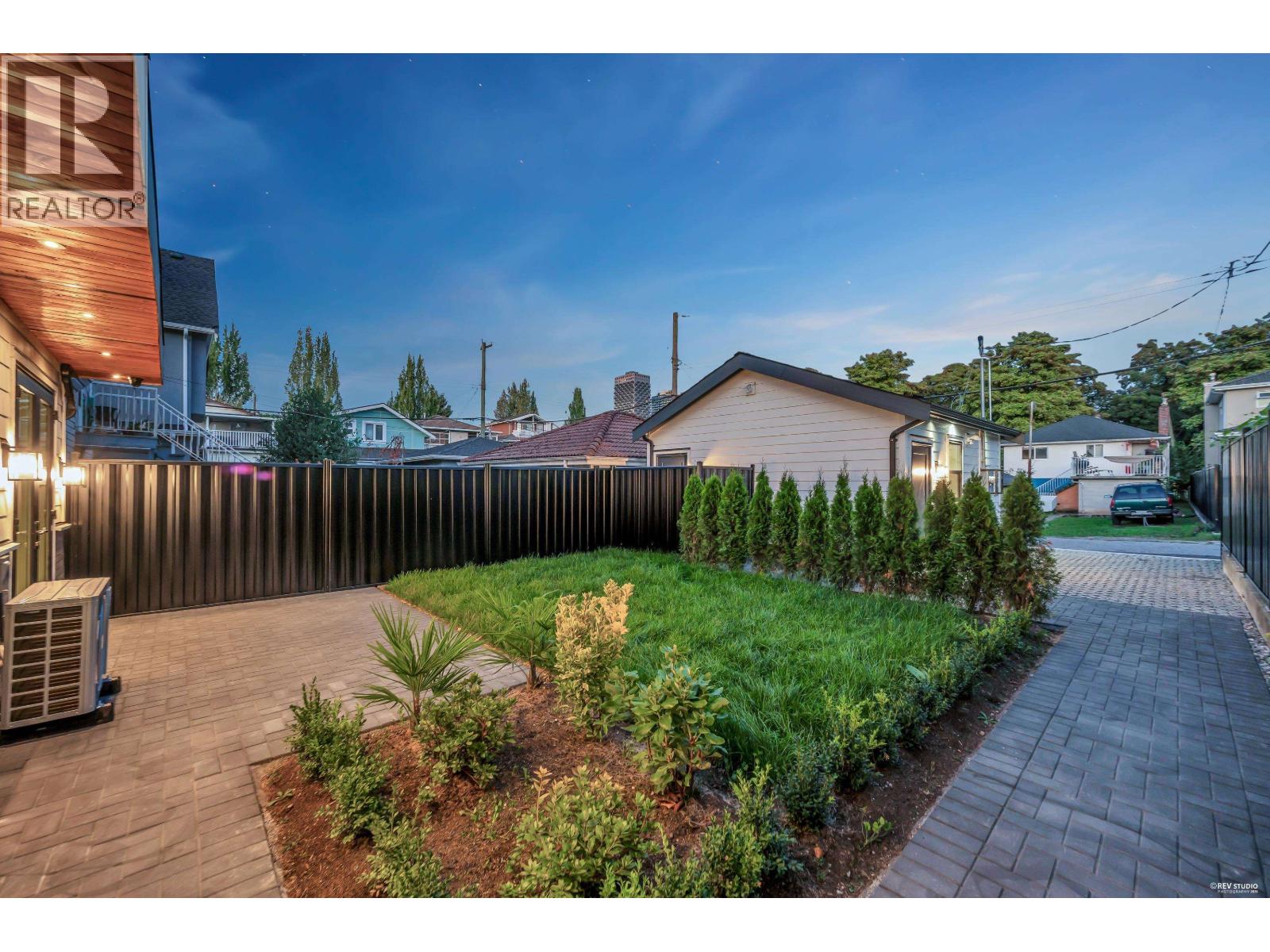 2 5150 Spencer Street, Vancouver, British Columbia  V5R 4A3 - Photo 4 - R3162599