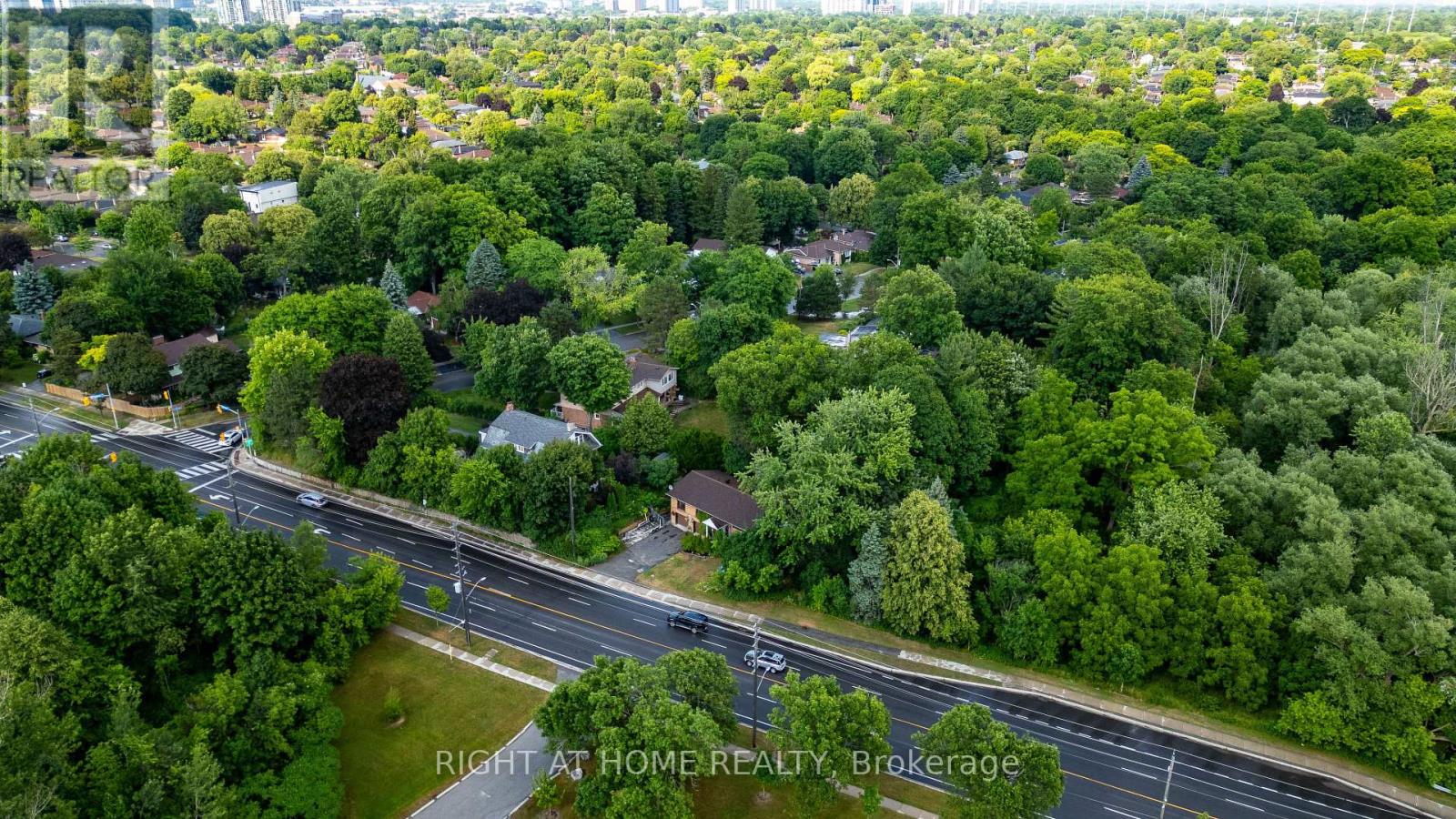 Upper - 1101 Brimley Road, Toronto, Ontario  M1P 3E8 - Photo 40 - E13751226