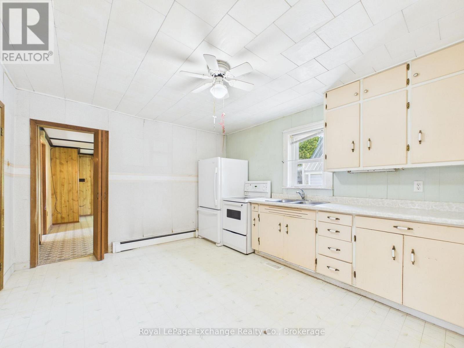 856 Olde Victoria Street, Kincardine, Ontario  N2Z 2B6 - Photo 6 - X13757628