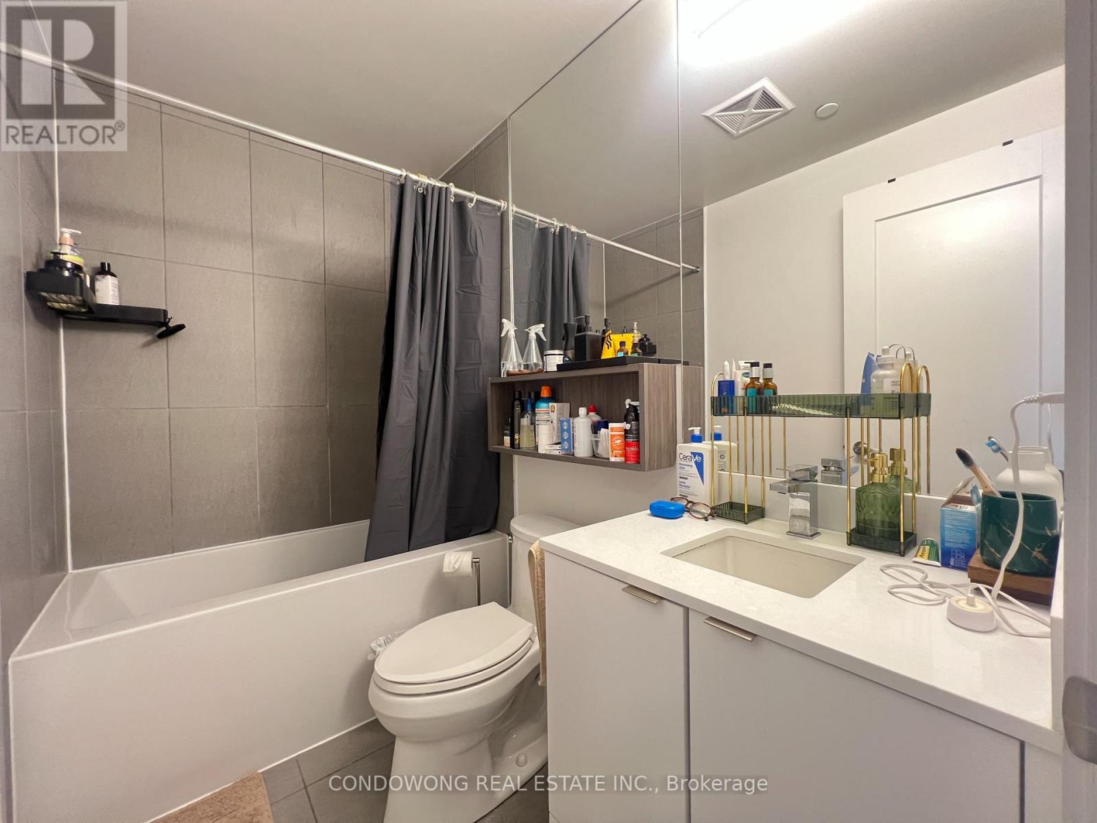 1121 - 121 Lower Sherbourne Street, Toronto, Ontario  M5A 0W8 - Photo 3 - C13757588