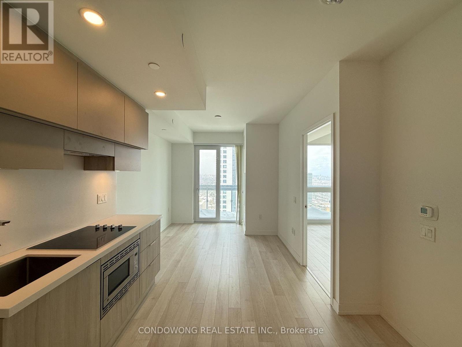 2901 - 39 Roehampton Avenue, Toronto, Ontario  M4P 1P9 - Photo 2 - C13757592