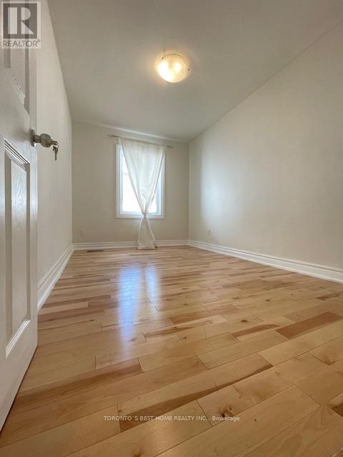 Main F - 69 Madawaska Avenue, Toronto, Ontario  M2M 2R2 - Photo 5 - C13757604
