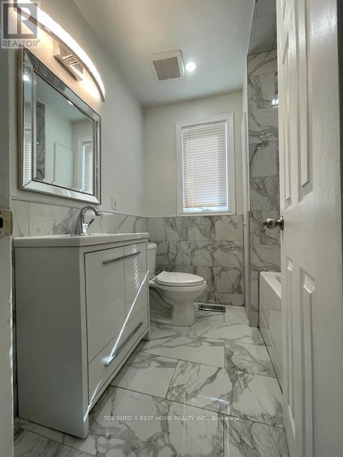 Main F - 69 Madawaska Avenue, Toronto, Ontario  M2M 2R2 - Photo 7 - C13757604