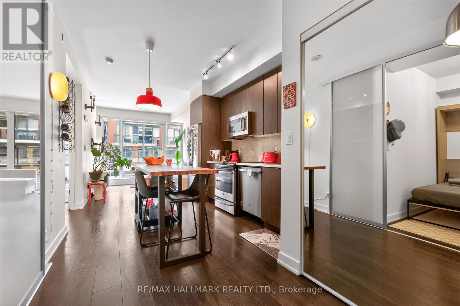 320 - 50 Bruyeres Mews, Toronto, Ontario  M5V 0G8 - Photo 11 - C13757608