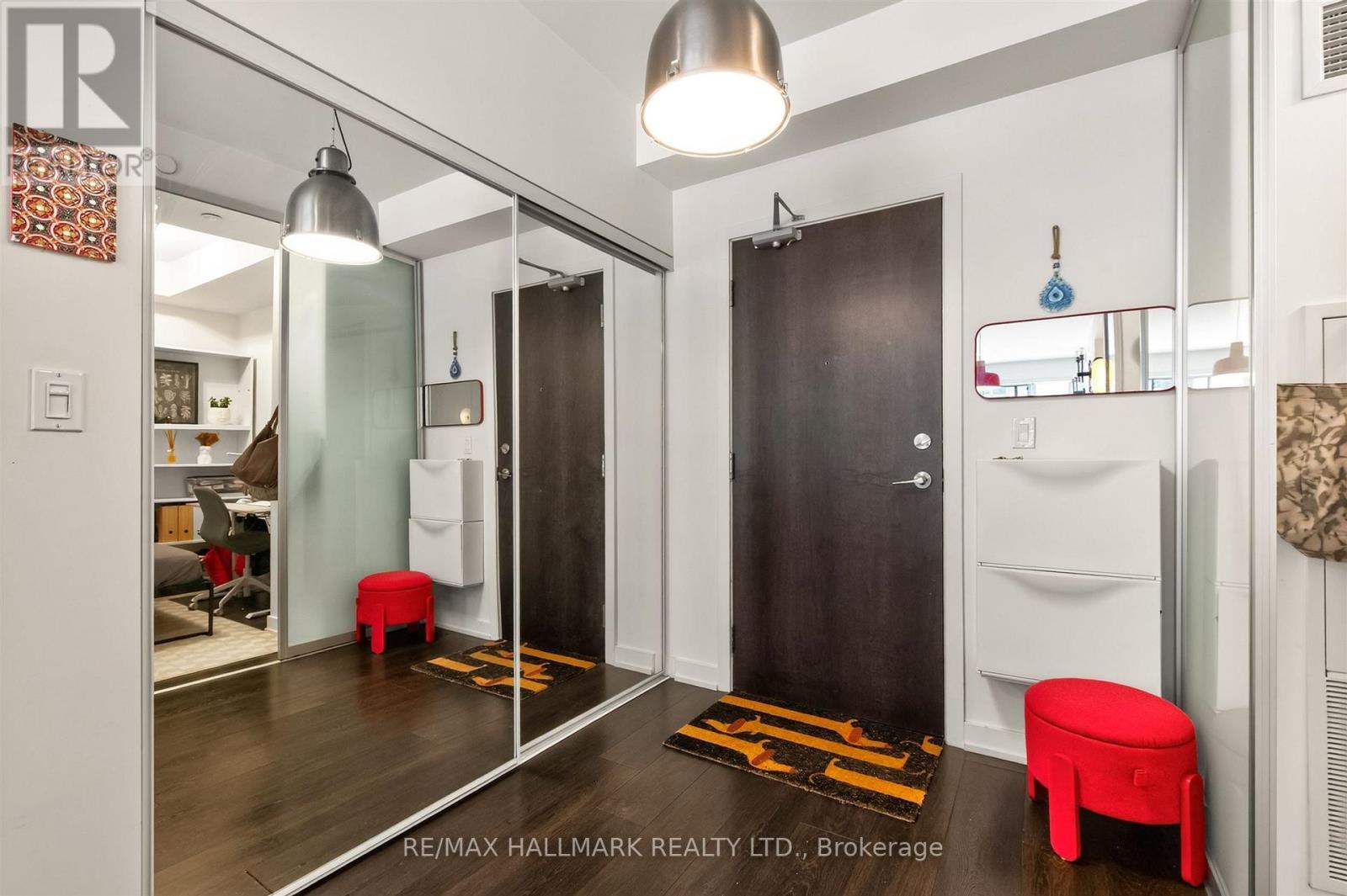 320 - 50 Bruyeres Mews, Toronto, Ontario  M5V 0G8 - Photo 5 - C13757608