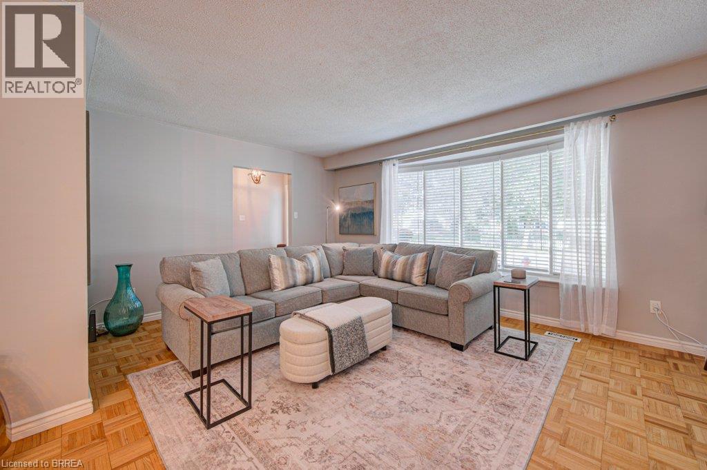 3158 Palmer Drive, Burlington, Ontario  L7M 1L4 - Photo 7 - 40860087