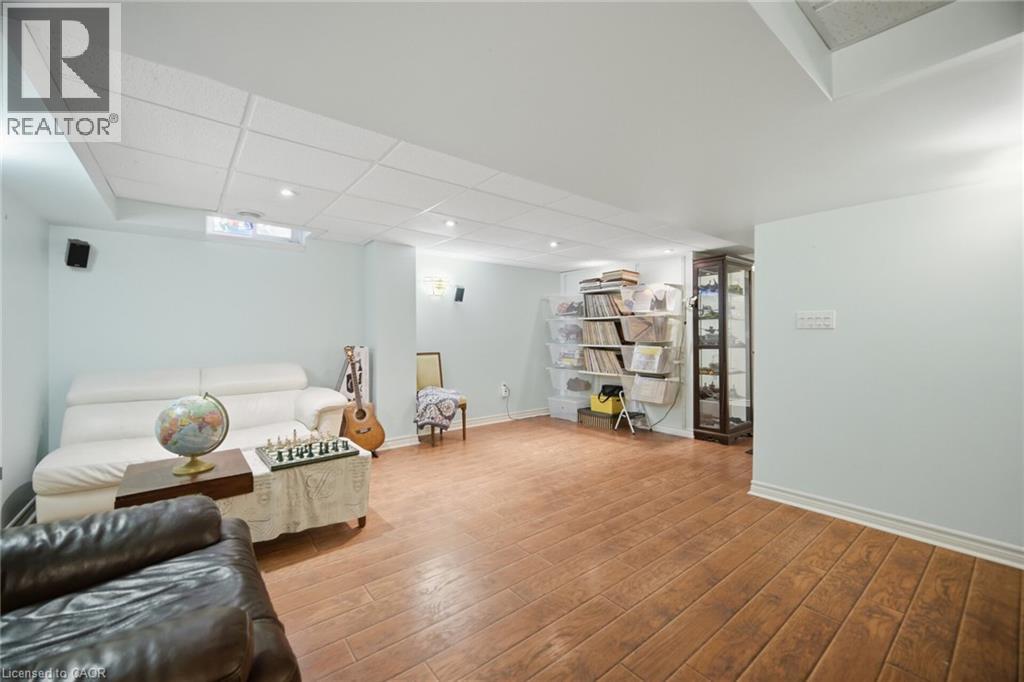 3217 Hazelwood Avenue, Burlington, Ontario  L7M 2V3 - Photo 31 - 40861517
