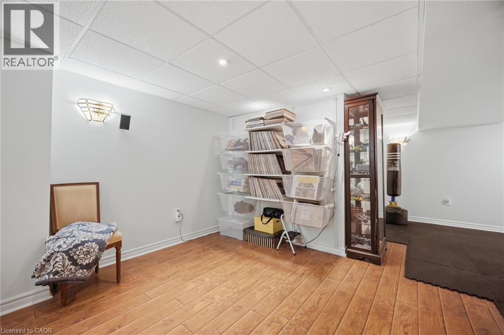 3217 Hazelwood Avenue, Burlington, Ontario  L7M 2V3 - Photo 29 - 40861517