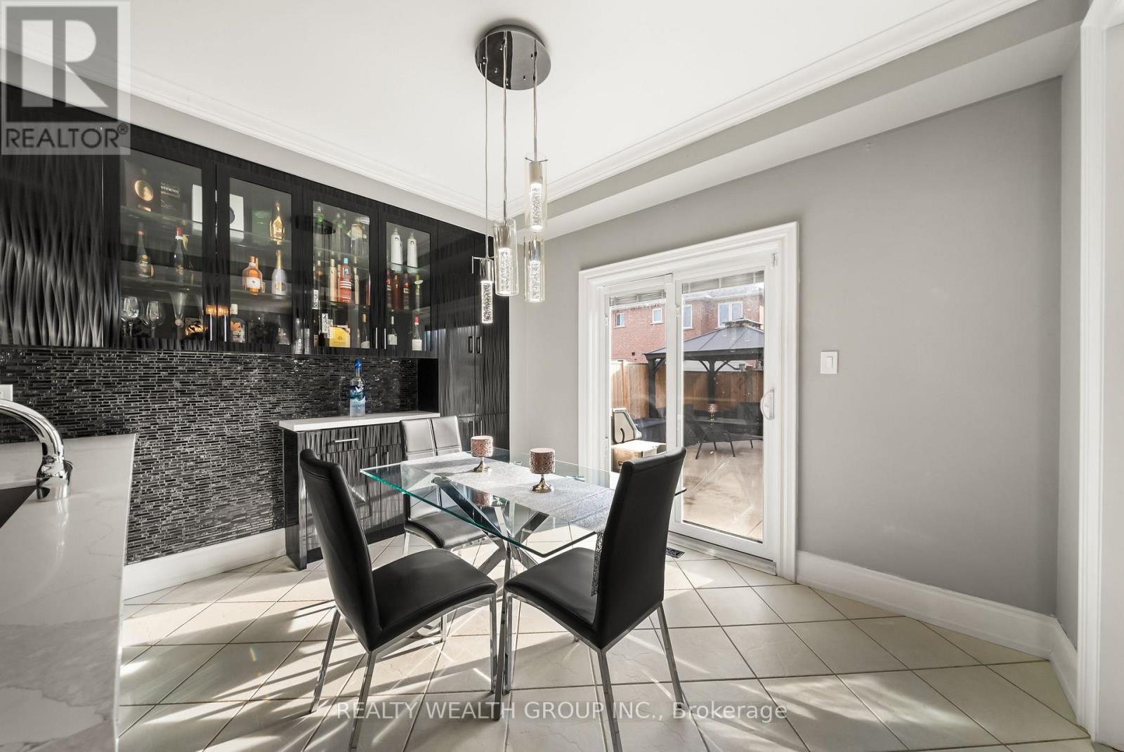 185 Regency View Heights, Vaughan, Ontario L6A 3V3 - Photo 15 - N13757572