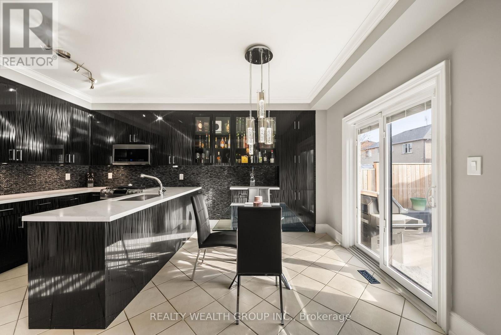 185 Regency View Heights, Vaughan, Ontario L6A 3V3 - Photo 16 - N13757572