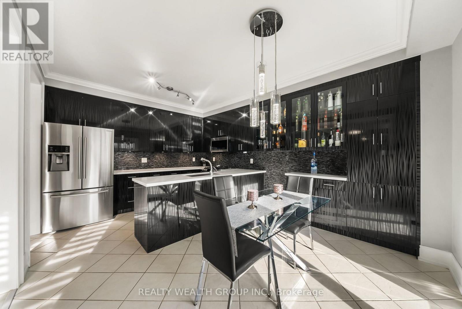 185 Regency View Heights, Vaughan, Ontario L6A 3V3 - Photo 17 - N13757572