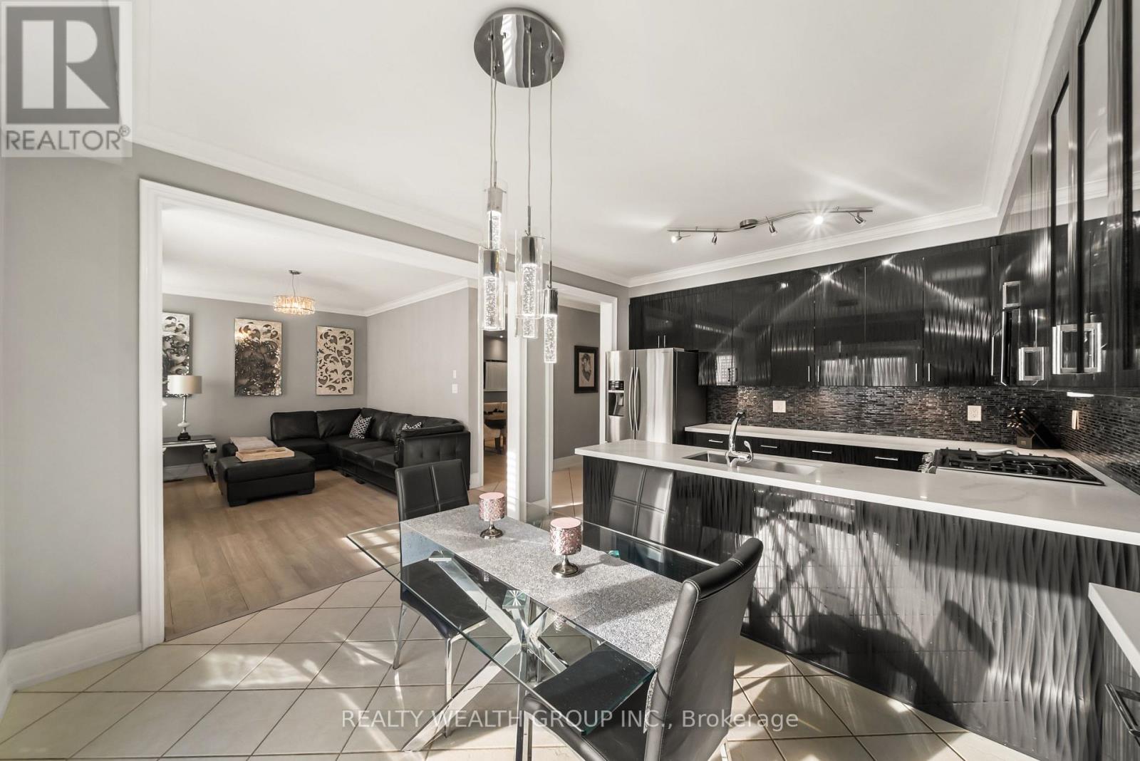185 Regency View Heights, Vaughan, Ontario L6A 3V3 - Photo 18 - N13757572