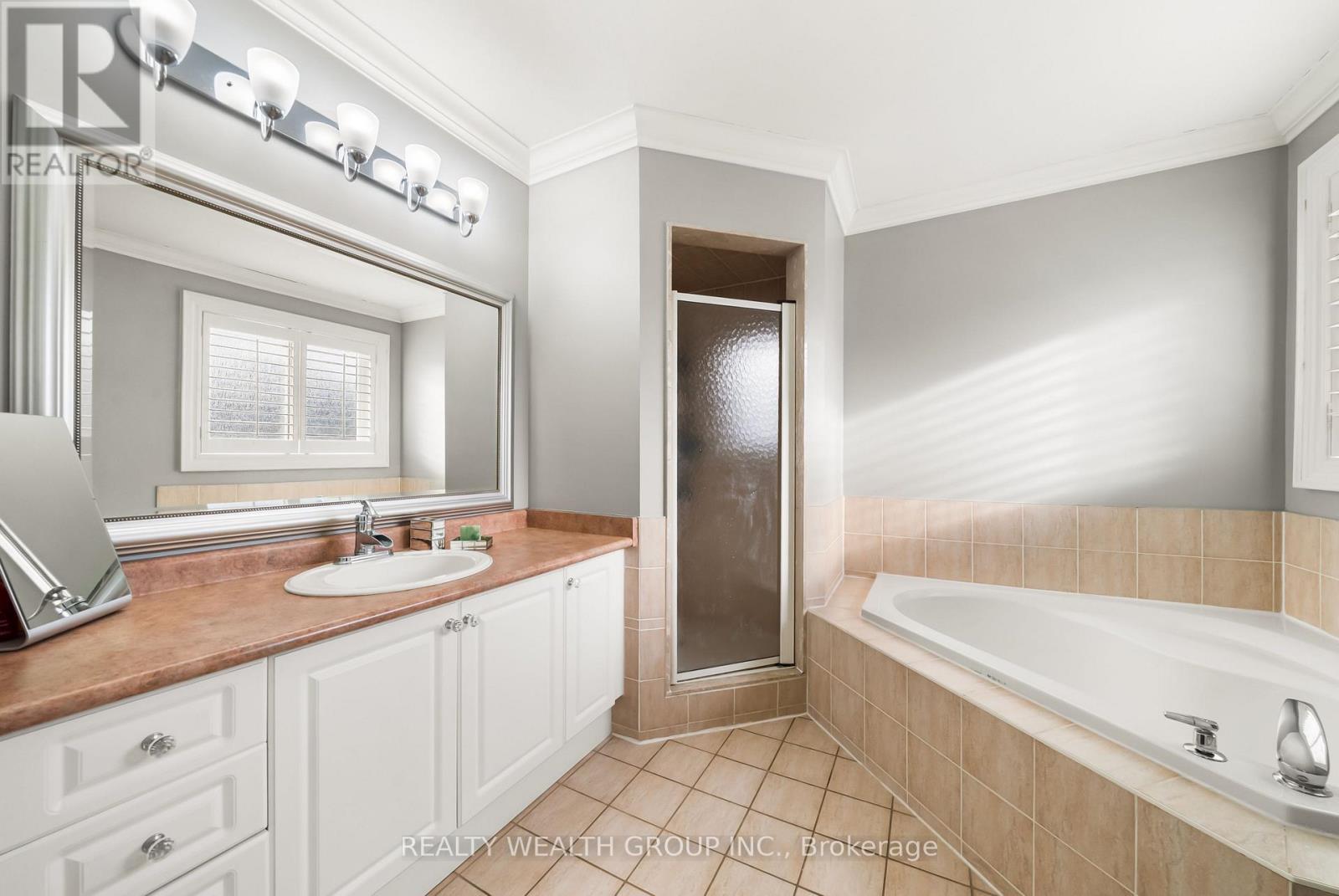 185 Regency View Heights, Vaughan, Ontario L6A 3V3 - Photo 39 - N13757572