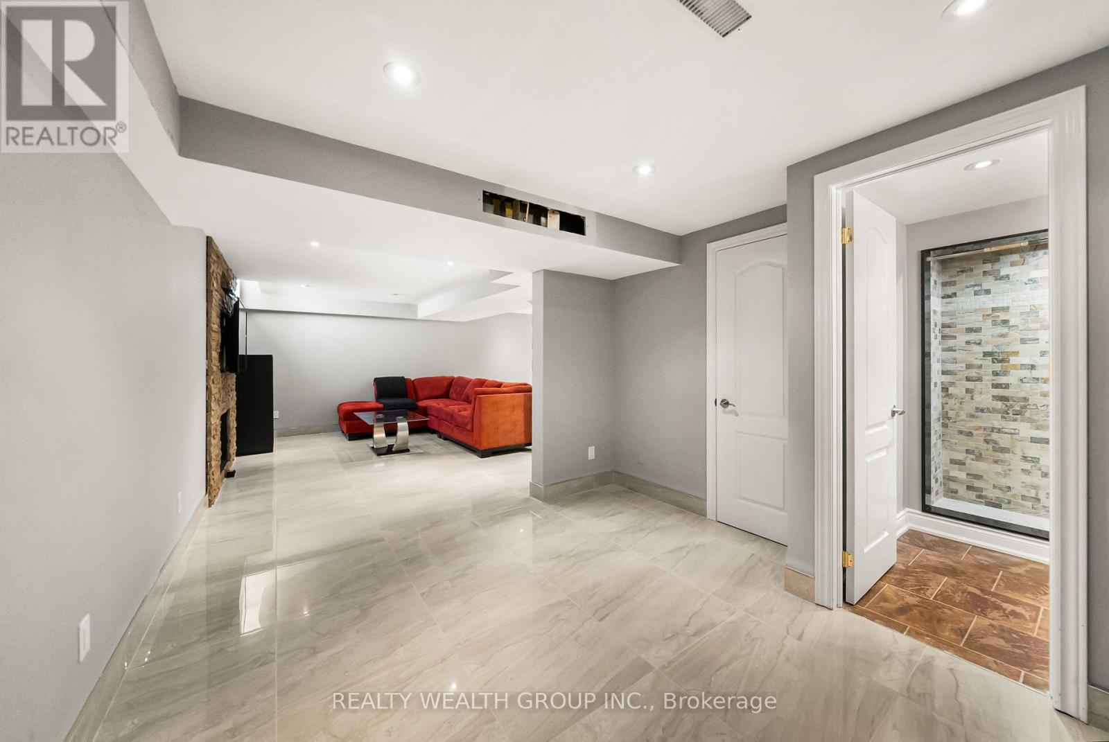 185 Regency View Heights, Vaughan, Ontario L6A 3V3 - Photo 47 - N13757572