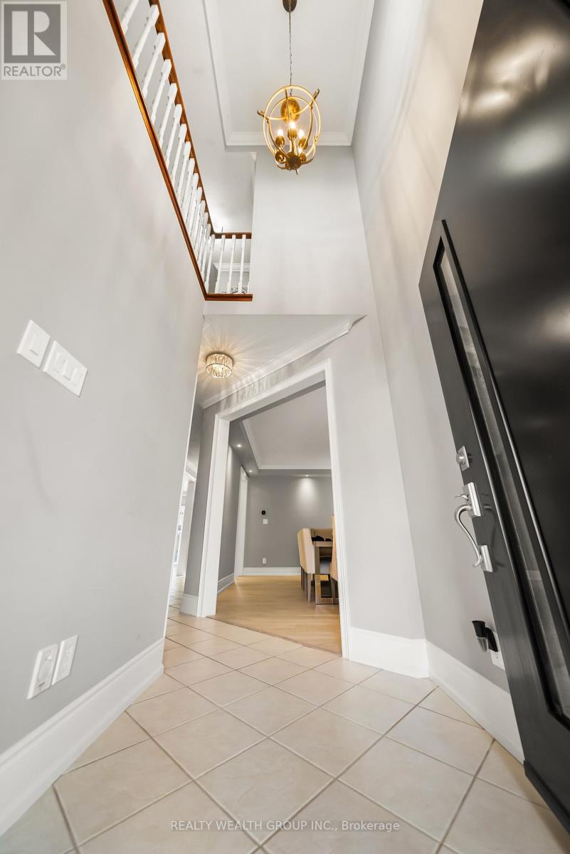 185 Regency View Heights, Vaughan, Ontario L6A 3V3 - Photo 8 - N13757572