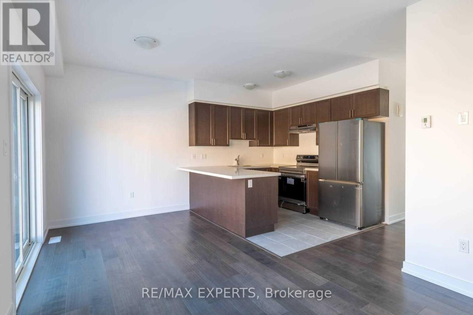 36 South Park Lane, Barrie (Painswick South), Ontario  L9J 0M8 - Photo 1 - S13757618