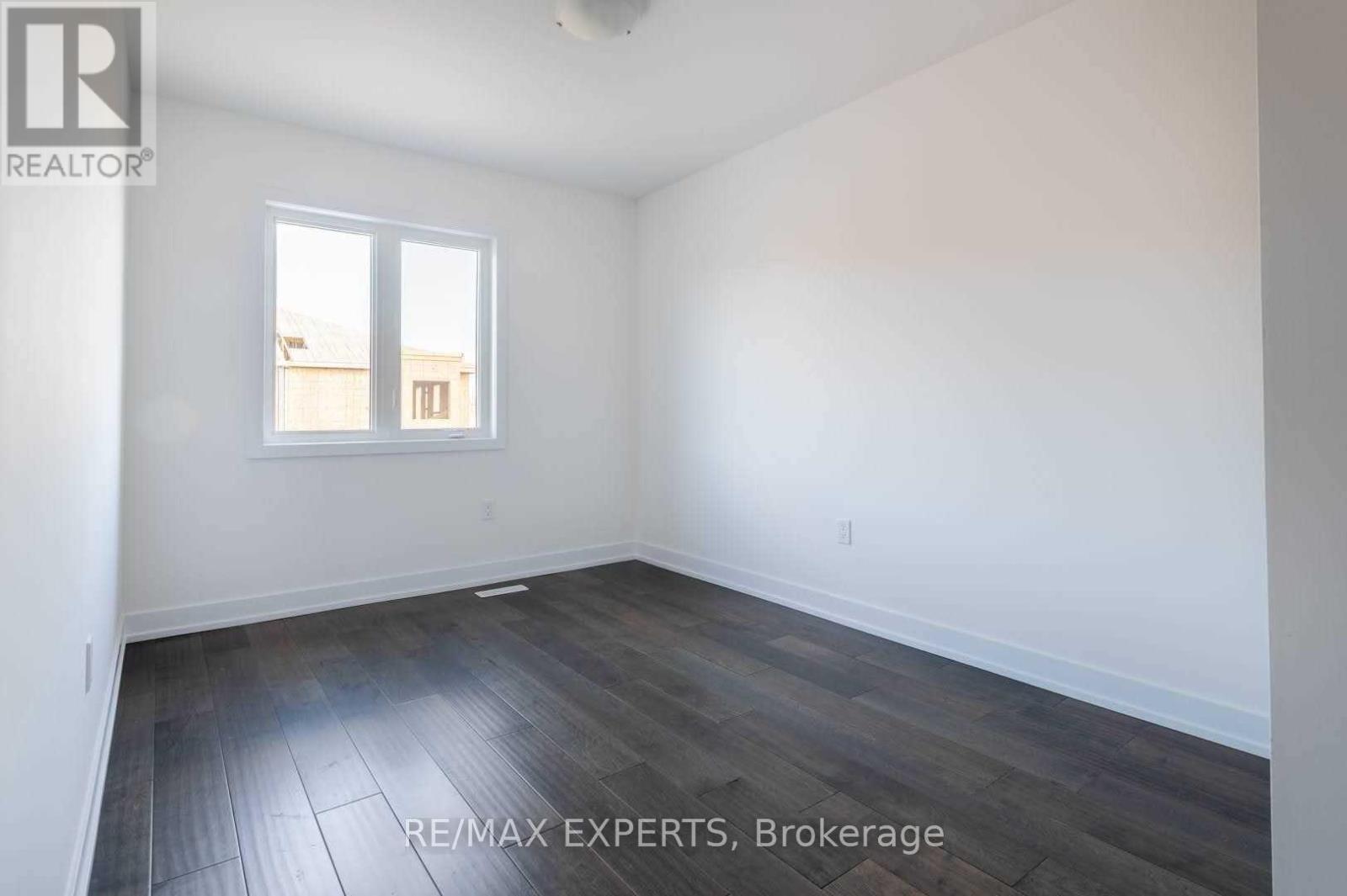 36 South Park Lane, Barrie (Painswick South), Ontario  L9J 0M8 - Photo 8 - S13757618