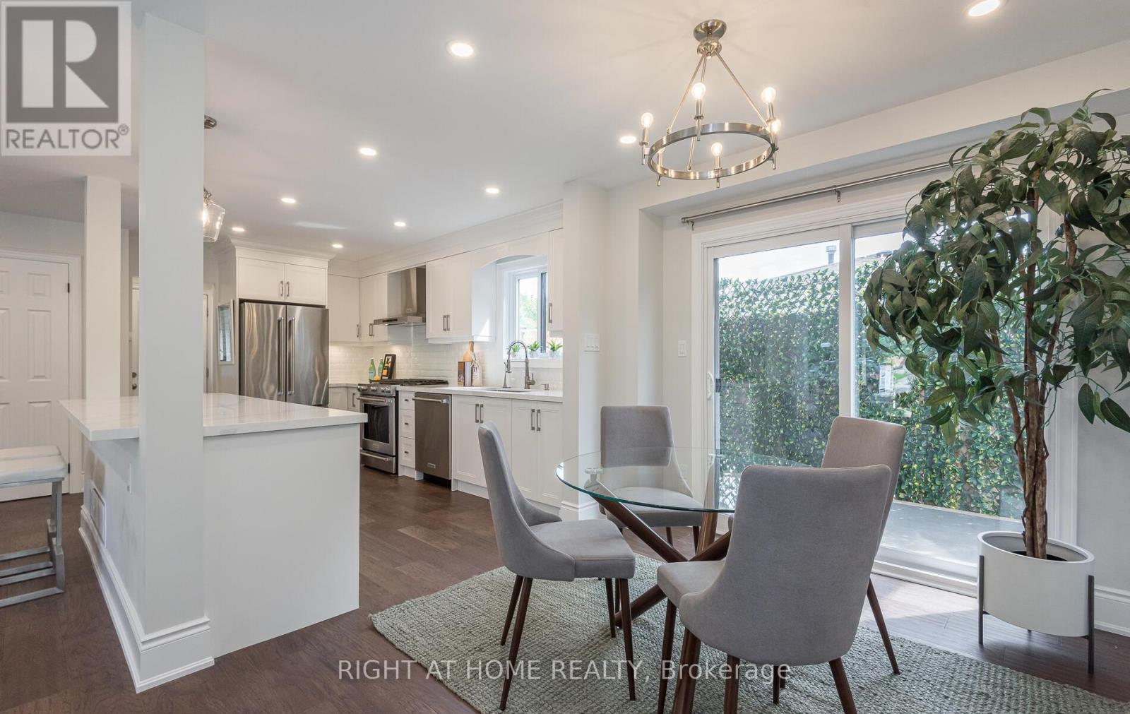 8 Culham Street, Oakville, Ontario  L6H 1G4 - Photo 19 - W13757616
