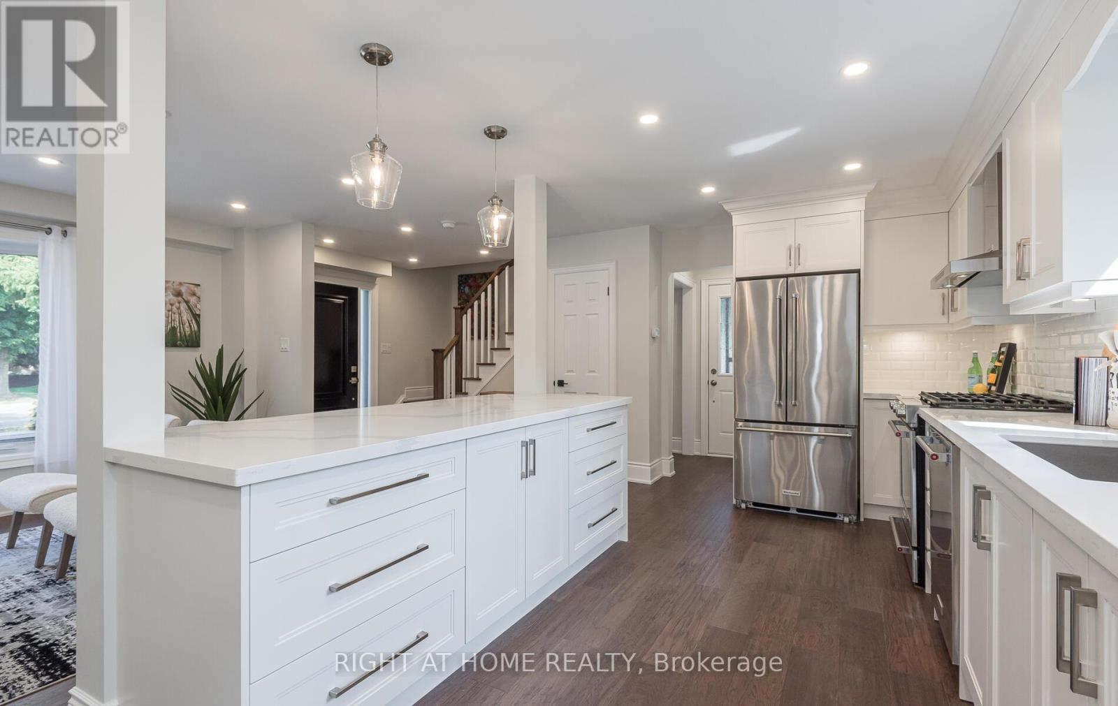 8 Culham Street, Oakville, Ontario  L6H 1G4 - Photo 24 - W13757616
