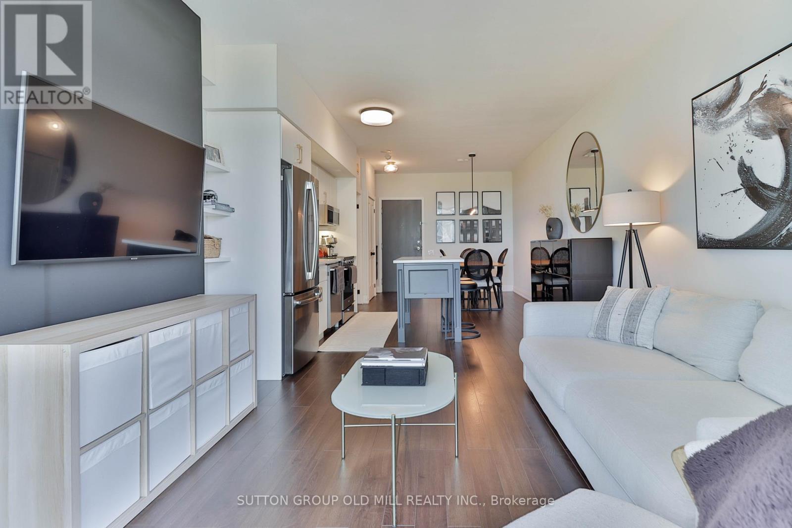 602 - 103 The Queensway, Toronto, Ontario  M6S 5B3 - Photo 4 - W13757634