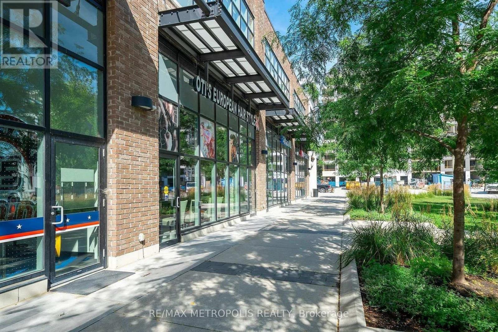 703 - 25 Neighbourhood Lane, Toronto, Ontario  M8Y 0C4 - Photo 24 - W13756174