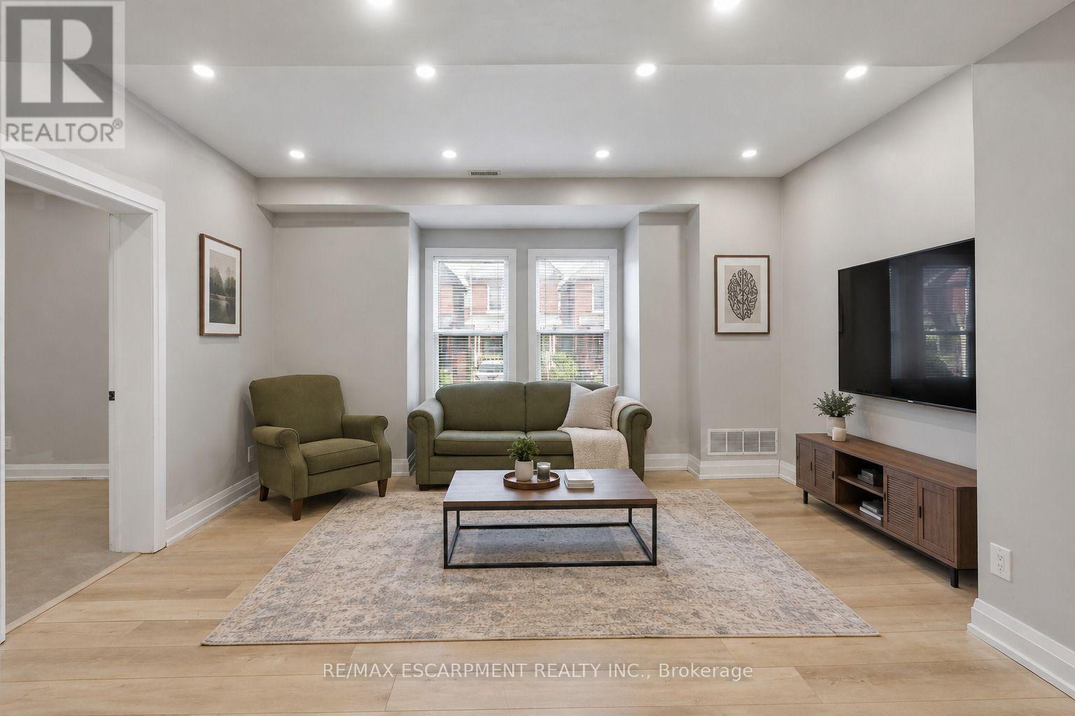 106 Barnesdale Avenue N, Hamilton, Ontario  L8L 6S5 - Photo 10 - X13757614