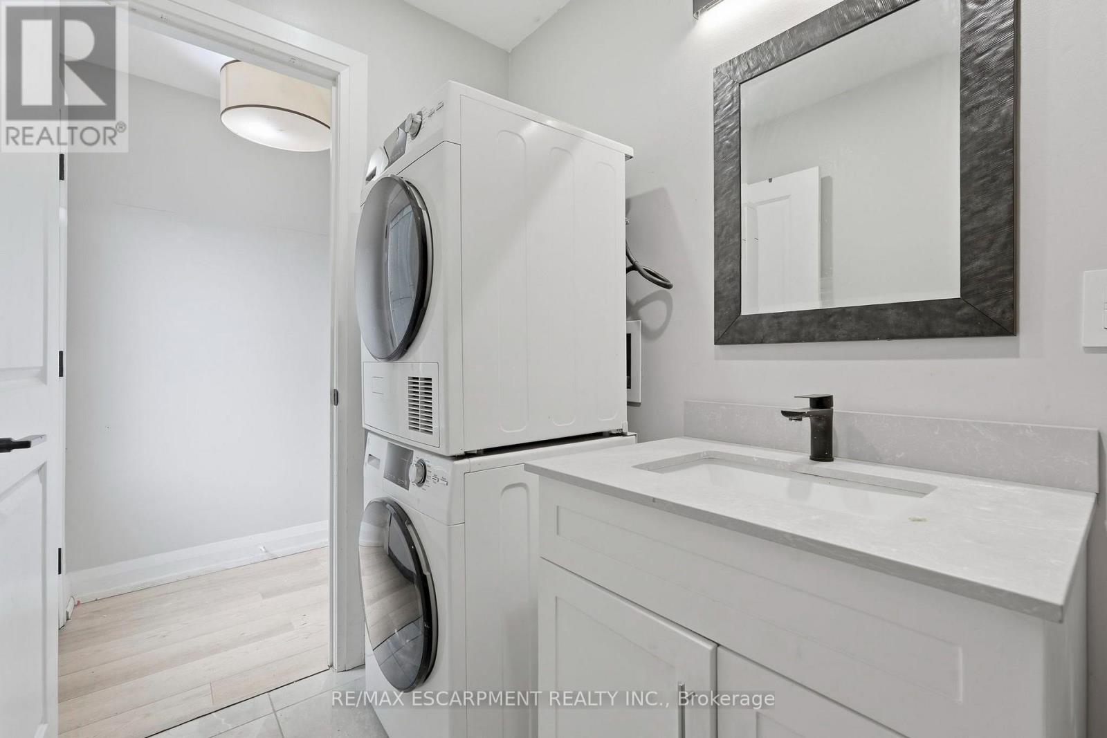 106 Barnesdale Avenue N, Hamilton, Ontario  L8L 6S5 - Photo 17 - X13757614