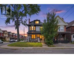 106 BARNESDALE AVENUE N, Hamilton, Ontario