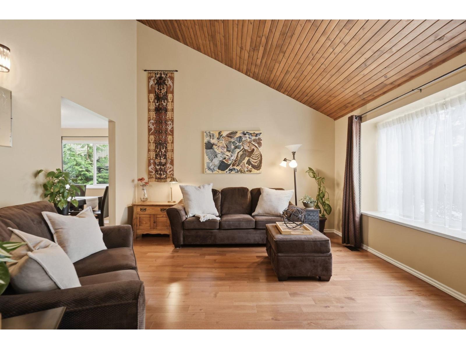 11870 Staples Crescent, Delta, British Columbia  V4E 2T7 - Photo 3 - R3162843