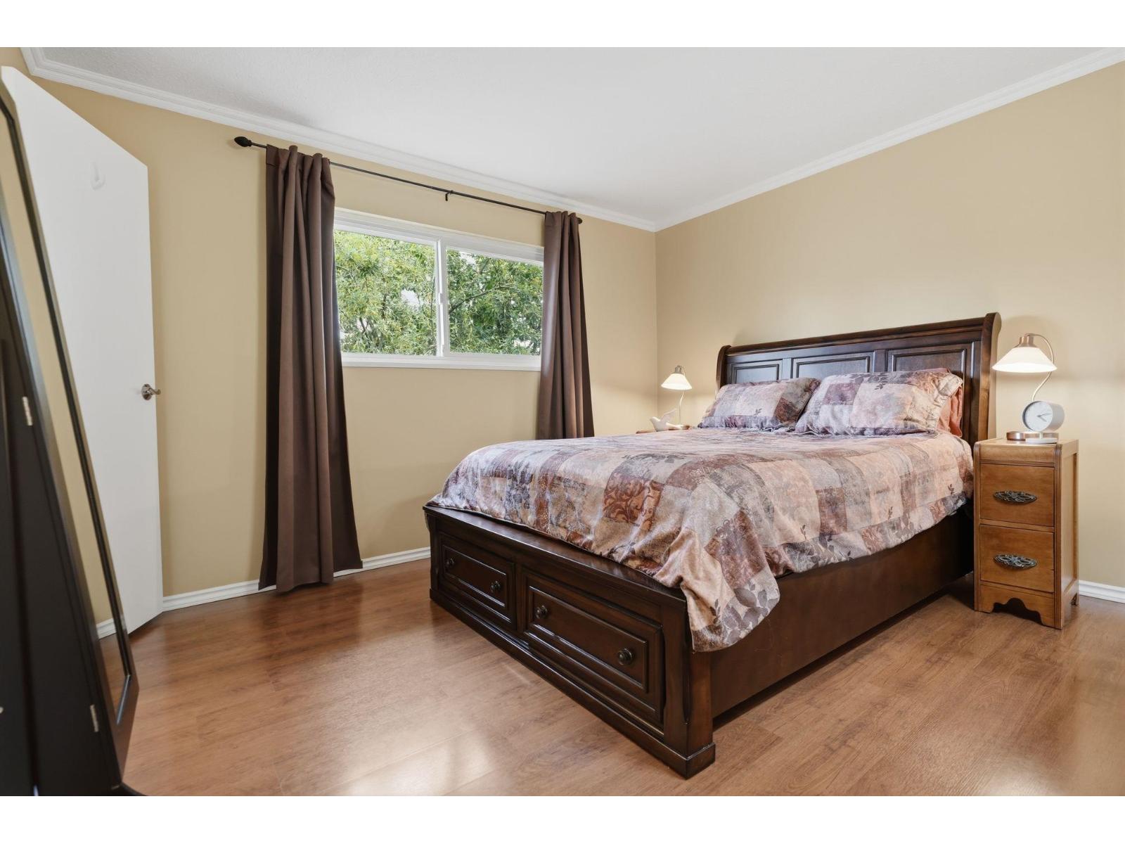 11870 Staples Crescent, Delta, British Columbia  V4E 2T7 - Photo 8 - R3162843