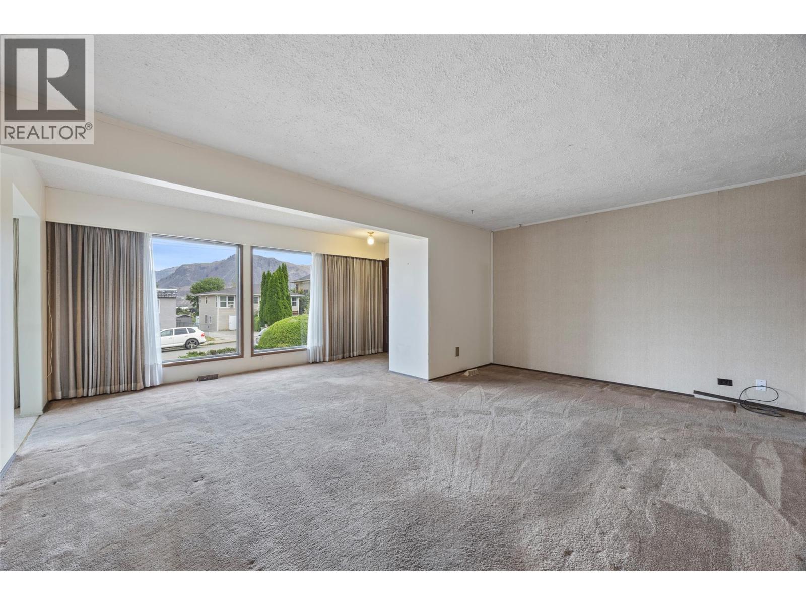 719 Pine Street, Kamloops, British Columbia  V2C 2Z7 - Photo 4 - 10399867