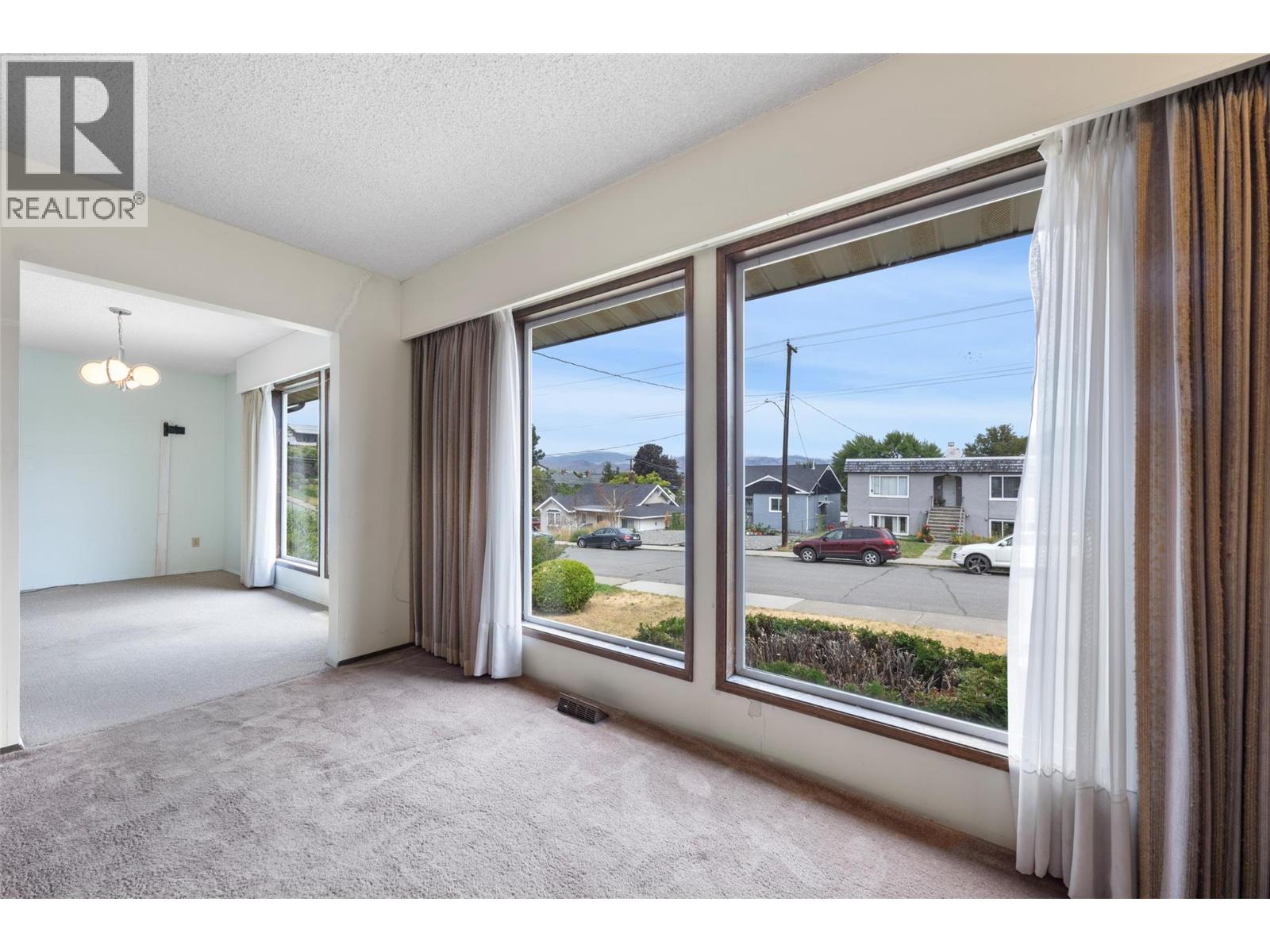 719 Pine Street, Kamloops, British Columbia  V2C 2Z7 - Photo 7 - 10399867