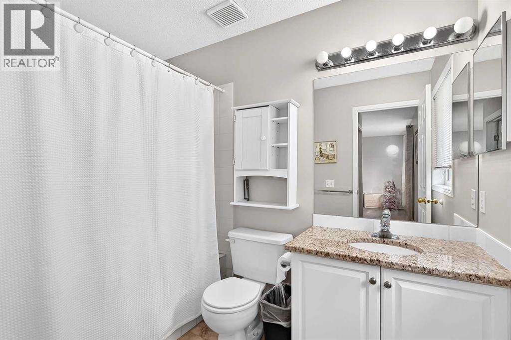 14 Douglasview Circle SE, Calgary, Alberta  t2Z 2p3 - Photo 24 - A2341032