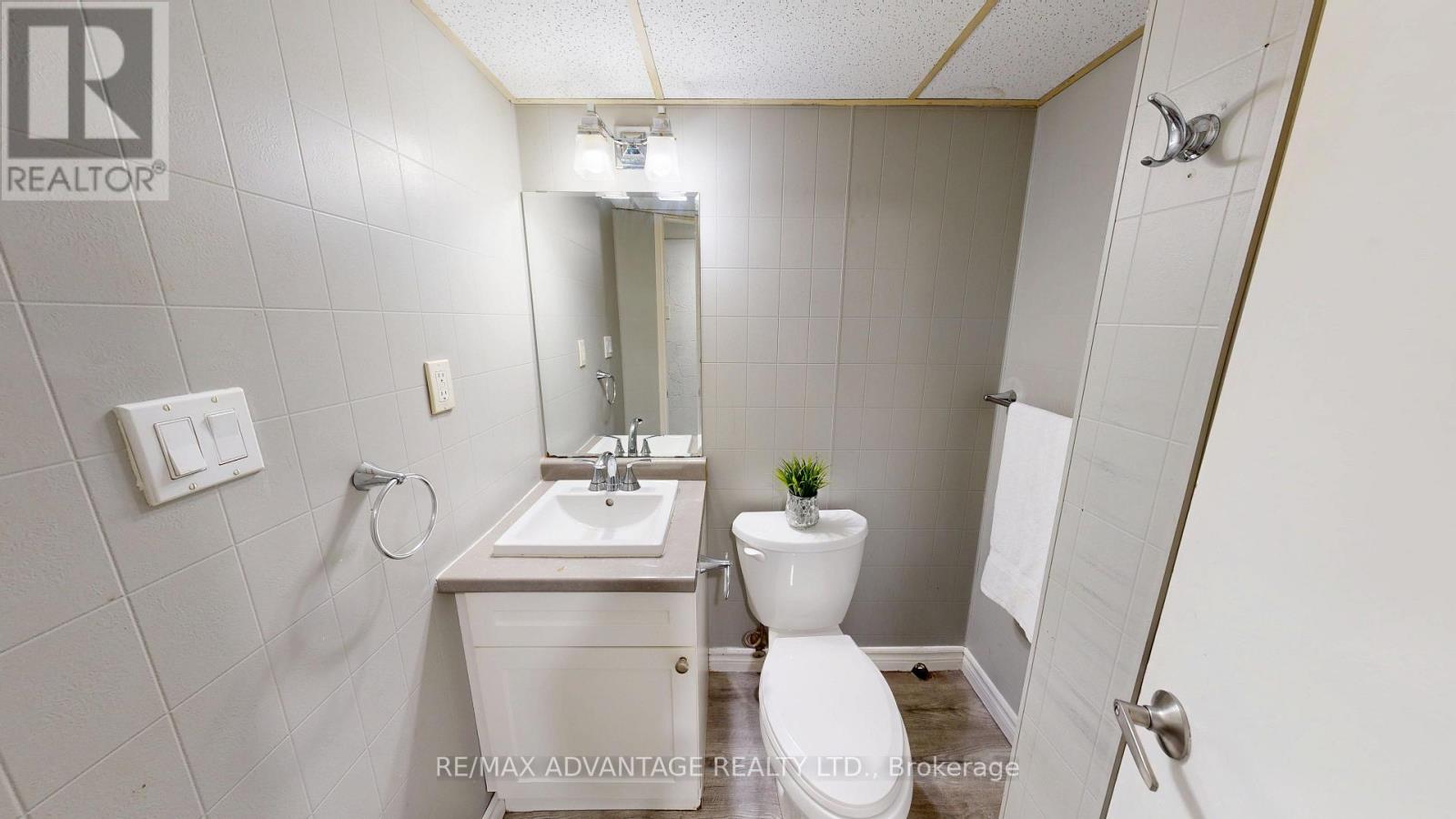 9 Camelot Crescent, London East, Ontario  N5V 3L4 - Photo 39 - X13757670