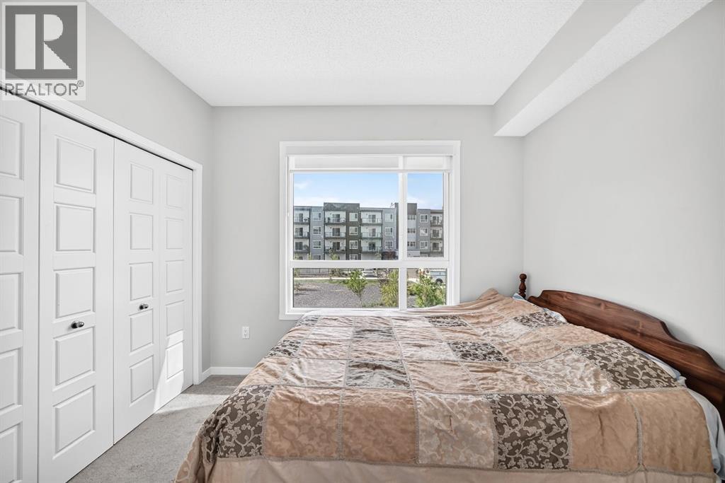 2204, 33 Carringham Gate NW, Calgary, Alberta  T3P 2H6 - Photo 10 - A2330646
