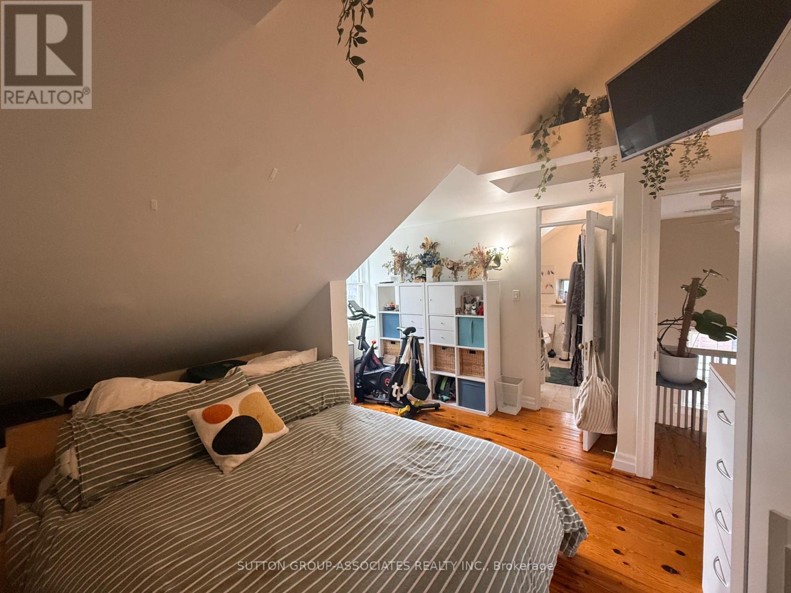 Upper - 184 Madison Avenue, Toronto, Ontario M5R 2S5 - Photo 31 - C13757638