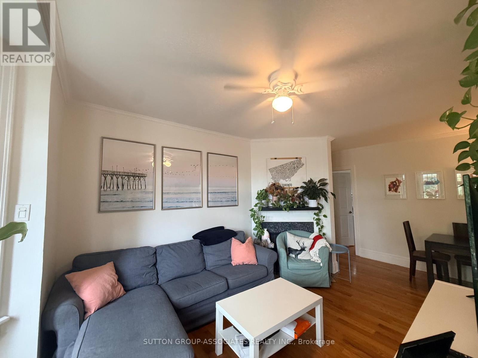 Upper - 184 Madison Avenue, Toronto, Ontario M5R 2S5 - Photo 4 - C13757638