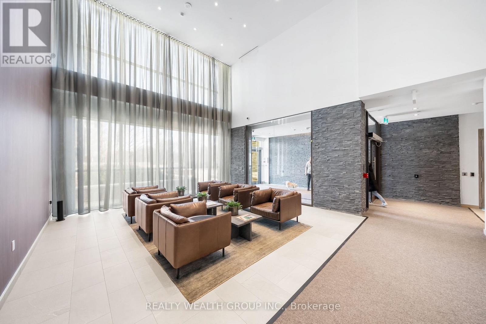 2101 - 10 Deerlick Court, Toronto, Ontario  M6A 0A7 - Photo 3 - C13757642