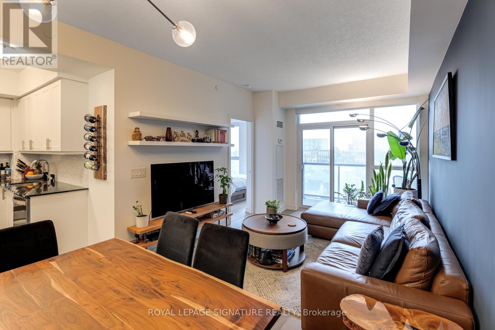 507 - 1603 Eglinton Avenue W, Toronto, Ontario  M6E 0A1 - Photo 8 - C13757646