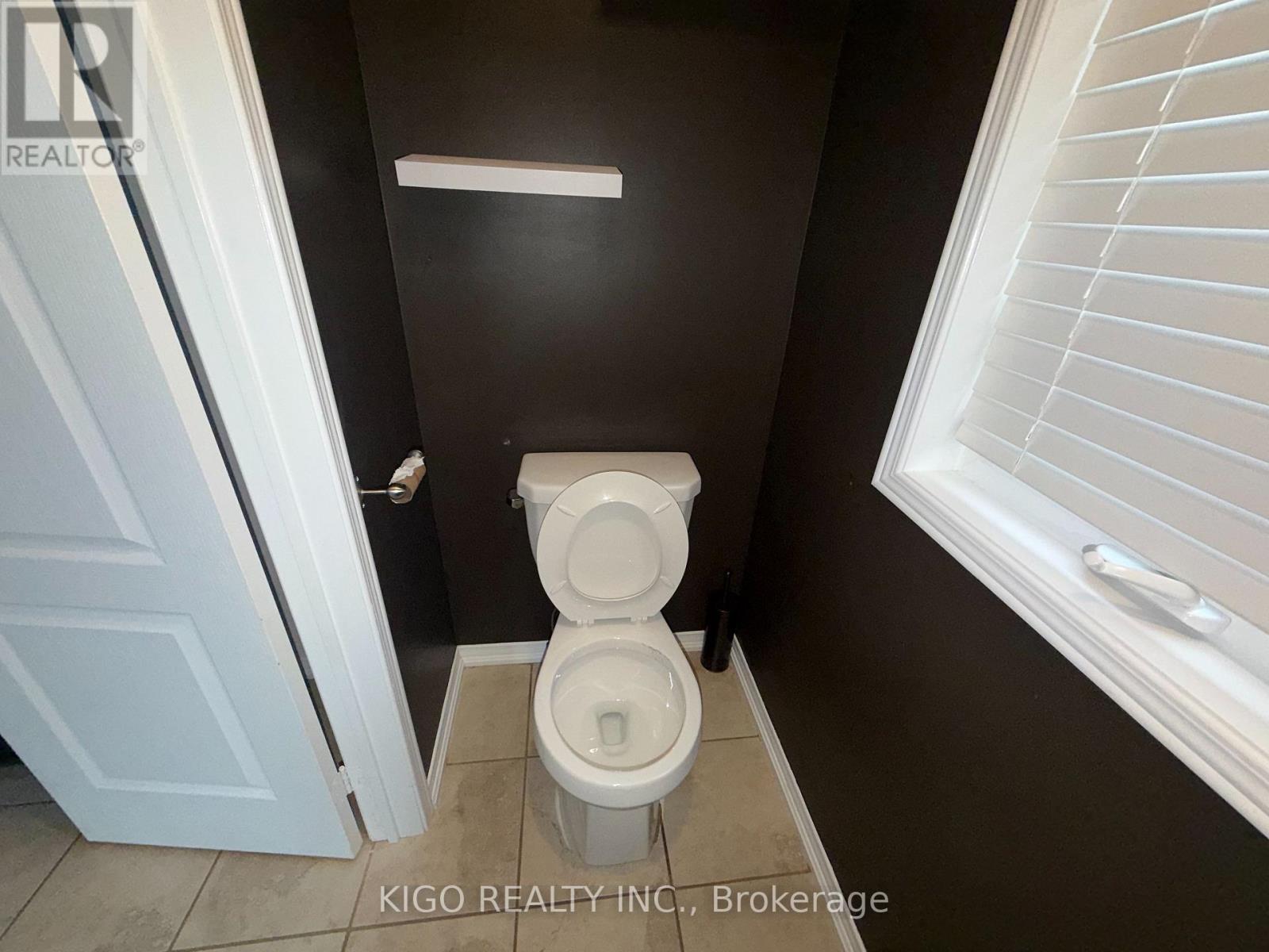 21 Summerside Avenue, Whitby, Ontario L1R 0G3 - Photo 7 - E13757640