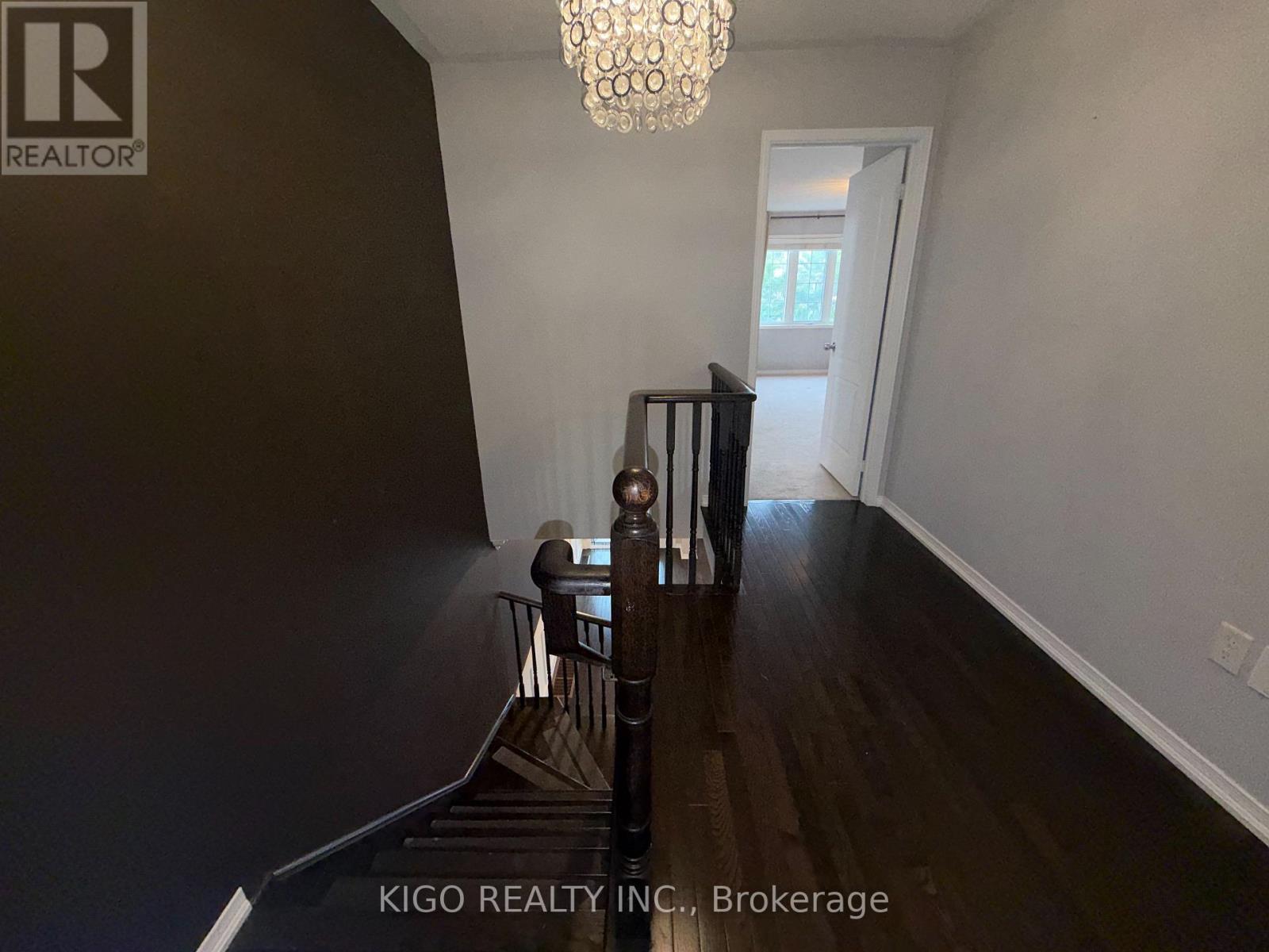 21 Summerside Avenue, Whitby, Ontario L1R 0G3 - Photo 9 - E13757640