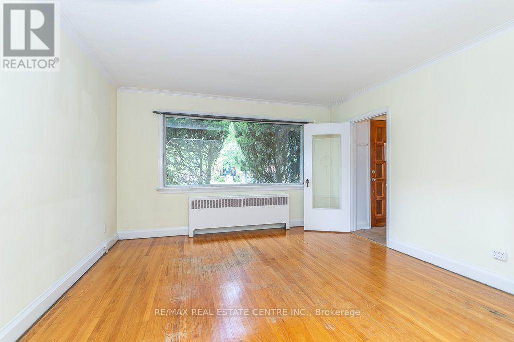 27 Innismore Crescent, Toronto, Ontario  M1R 1C8 - Photo 10 - E13757668