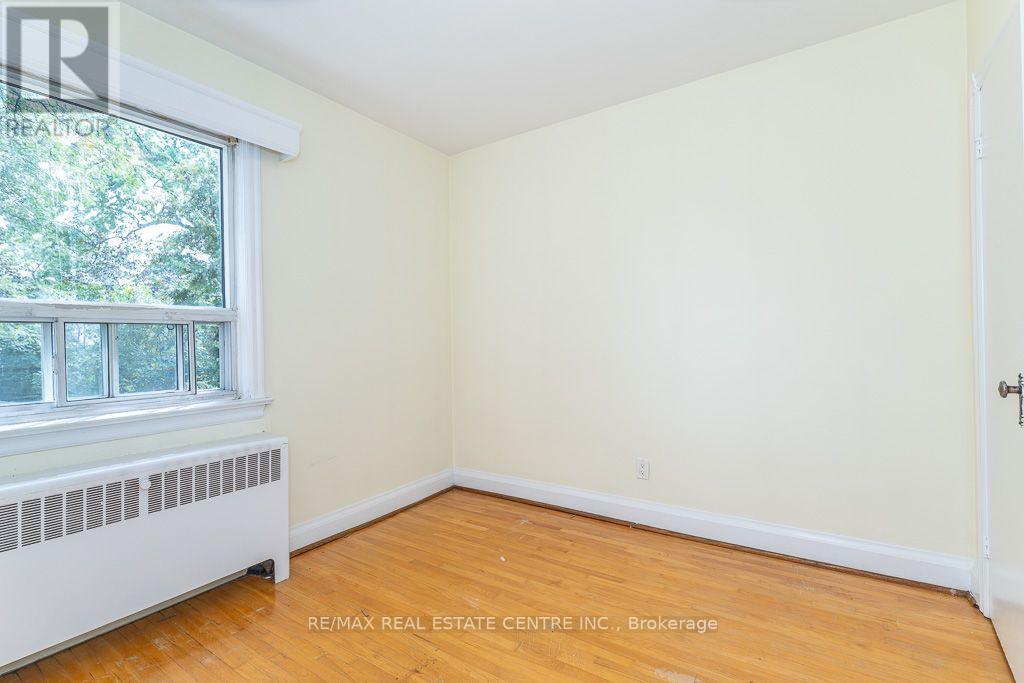 27 Innismore Crescent, Toronto, Ontario  M1R 1C8 - Photo 23 - E13757668
