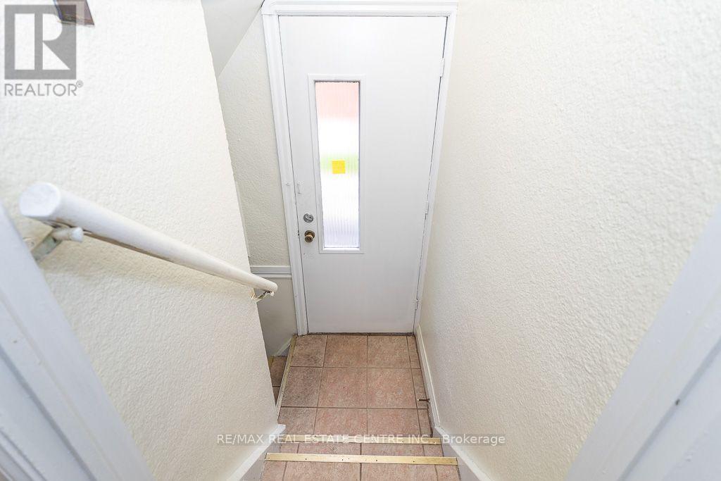 27 Innismore Crescent, Toronto, Ontario  M1R 1C8 - Photo 25 - E13757668