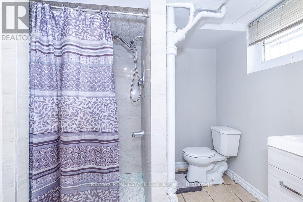 27 Innismore Crescent, Toronto, Ontario  M1R 1C8 - Photo 33 - E13757668