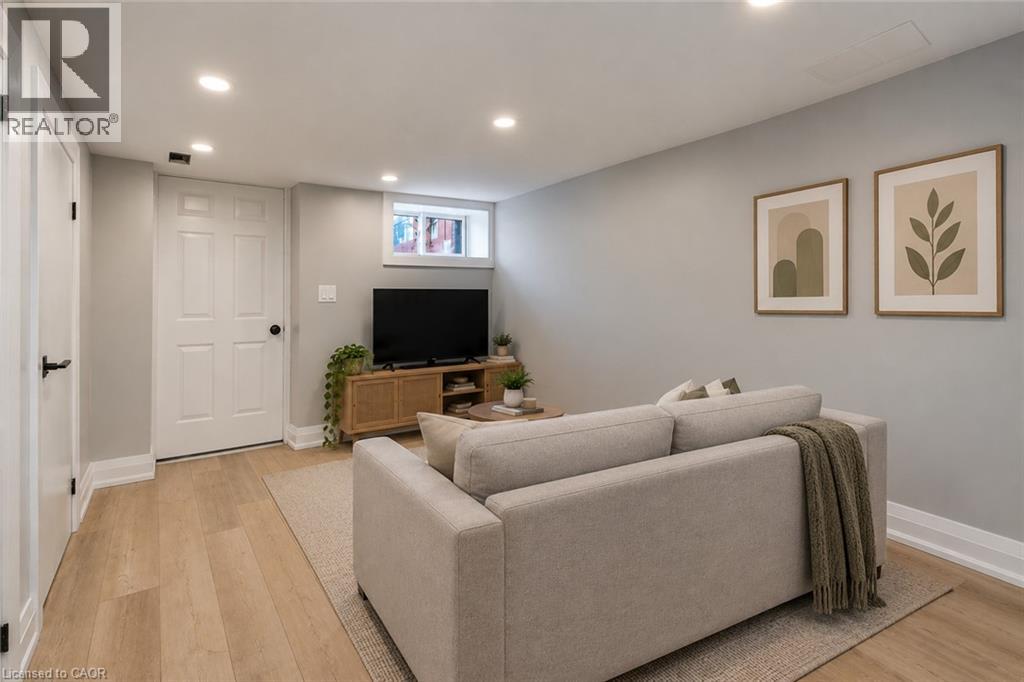 106 Barnesdale Avenue N, Hamilton, Ontario  L8L 6S5 - Photo 39 - 40861525