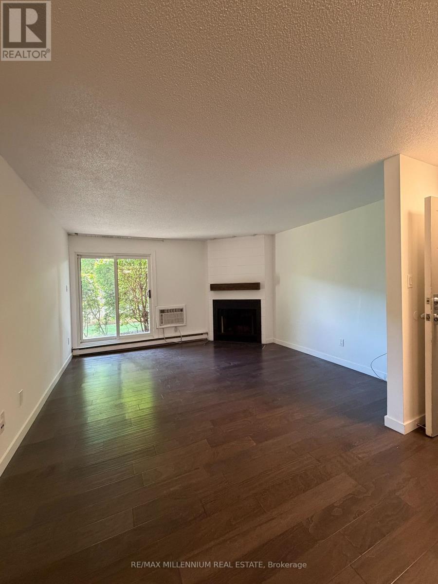 1613 - 1480 Pilgrims Way, Oakville, Ontario  L6M 3G7 - Photo 2 - W13757652