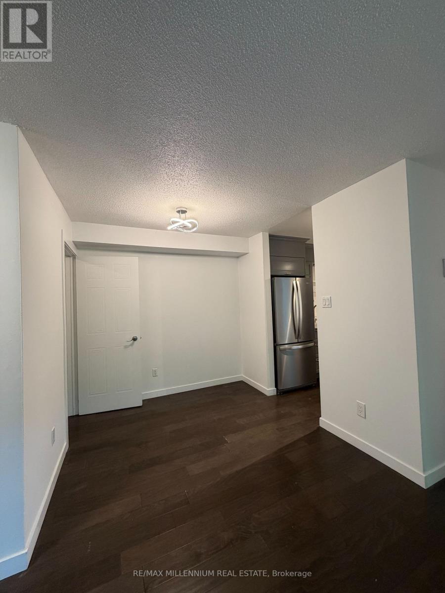 1613 - 1480 Pilgrims Way, Oakville, Ontario  L6M 3G7 - Photo 3 - W13757652